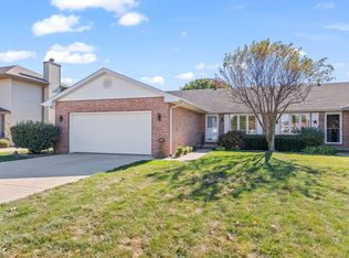 2716 S Chase Dr, Springfield, IL 62704