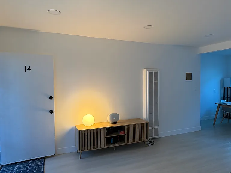 410 N Market St #14 — Photo 6
