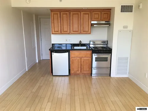 450 N Arlington Ave Photo 1