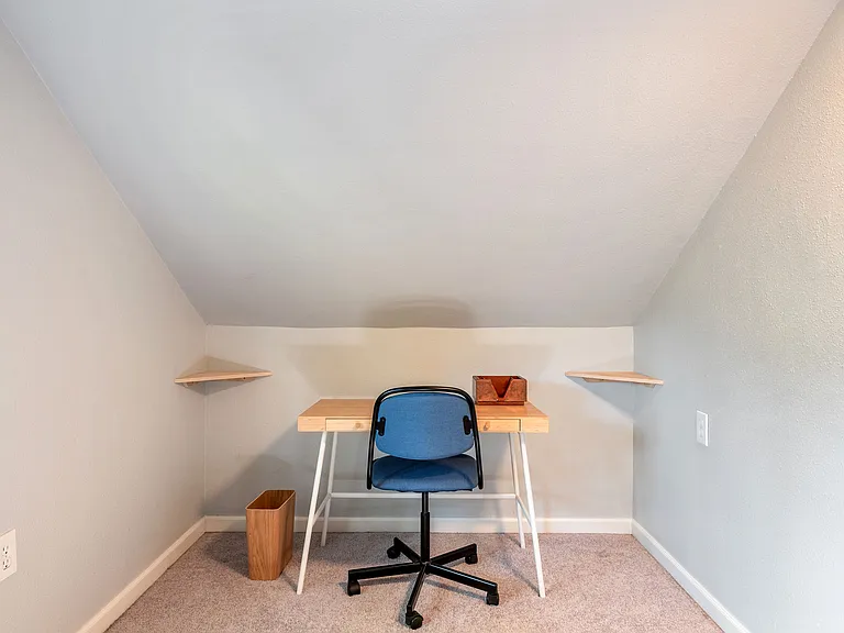 7507 SE 69th Ave — Photo 2