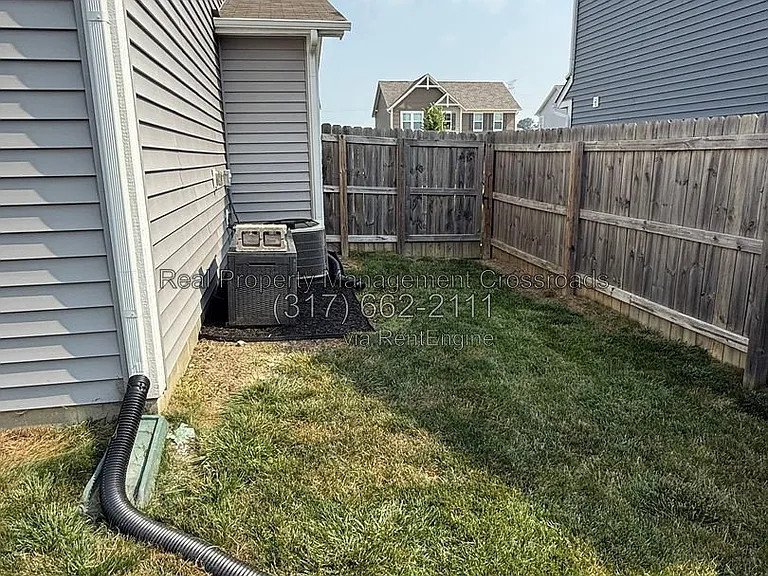 5509 W Woodhaven Dr — Photo 45