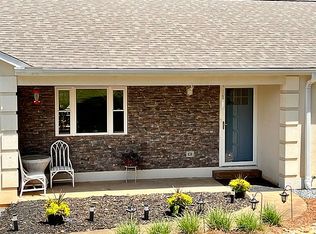 381 Lorven Dr, Lexington, NC 27292
