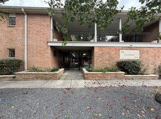 1801 Cortlandt St APT 16, Houston, TX 77008