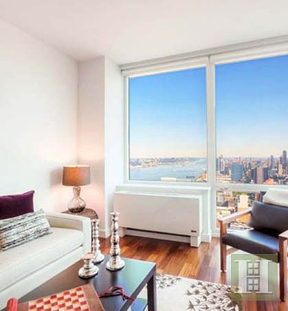 1st image of 620 W 42nd St APT S44e