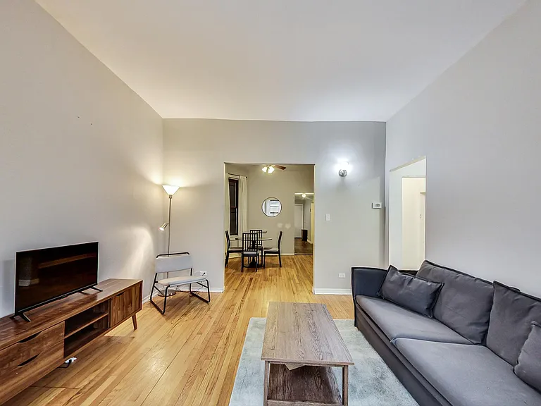 3554 N Wilton Ave #1 — Photo 5