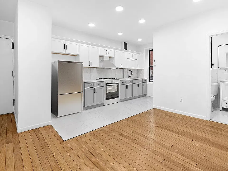 346 Montgomery St #1A
