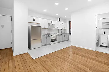 346 Montgomery Street, #1A