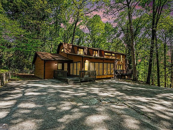 5th image of 2530 Rockbridge Rd NW
