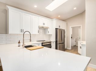 935 S Racine Ln, Gilbert, AZ 85296