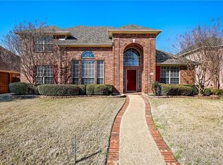 5711 Southampton Dr, Richardson, TX 75082
