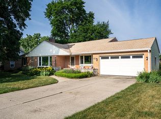 1255 Blue Ridge Blvd, Elm Grove, WI 53122