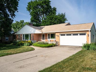 1255 Blue Ridge BOULEVARD, Elm Grove, WI, 53122