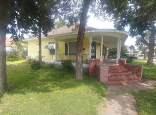 311 S Main St, Plainville, KS 67663