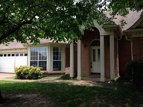 2nd image of 4104 Old Village Ln