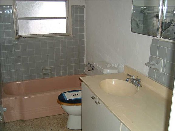 5th image of 3127 Browning St