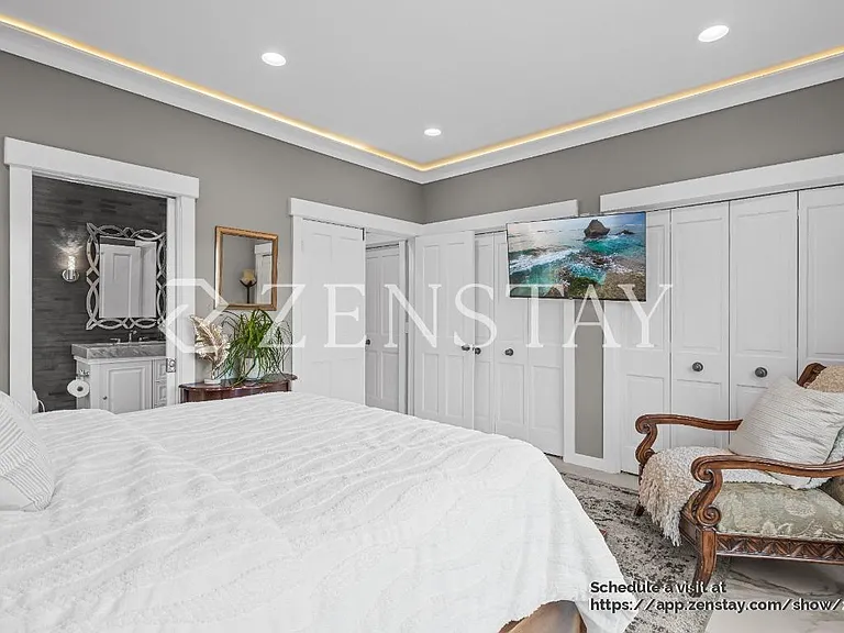 Bedroom with queen bed