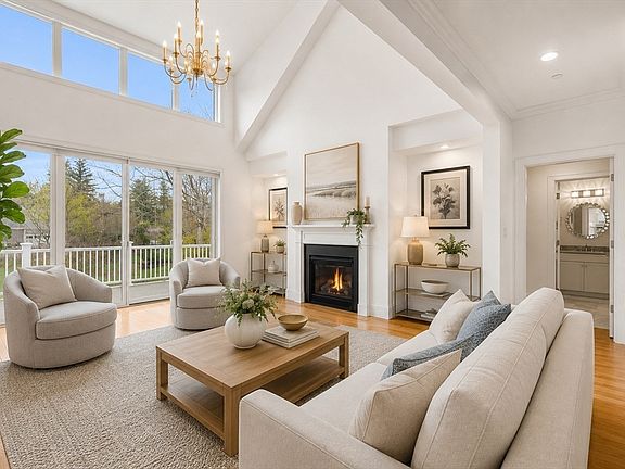 3rd image of 23 Woodmere Dr #23