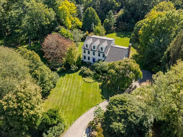 97 Tidewater Farm Road, Stratham, NH 03885