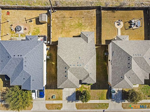 3rd image of 9200 Bowfield Dr