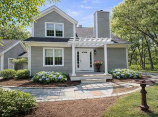 261 Sandpiper Ln #12, Tisbury, MA 02568