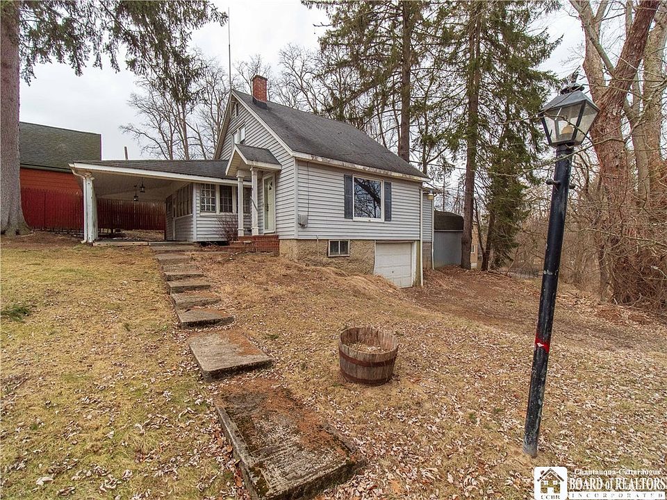 1st image of 35 Louisa Ave