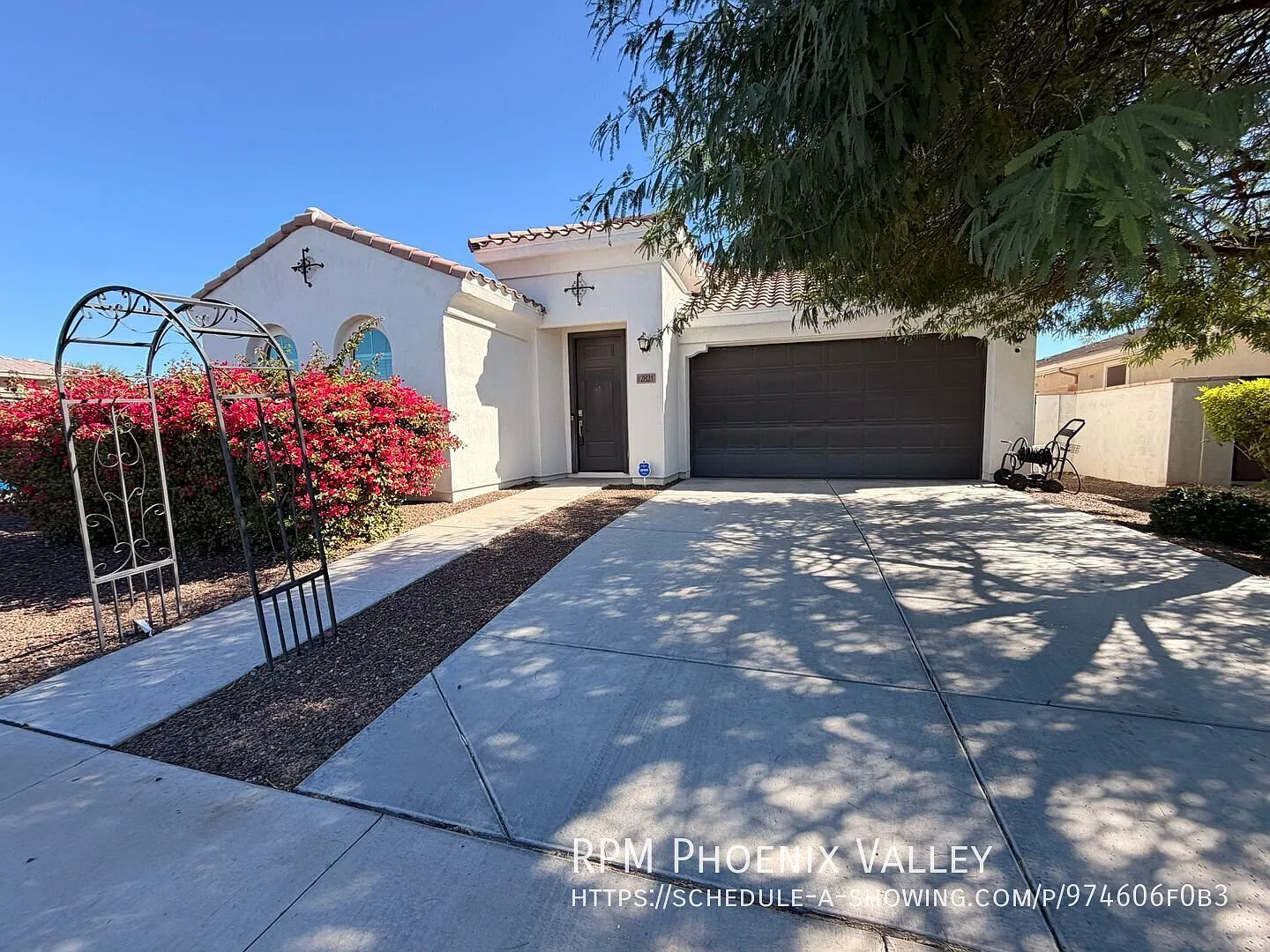 Spacious Rental 4-Bedroom Home in Marley Park Surprise, AZ! — Photo 2