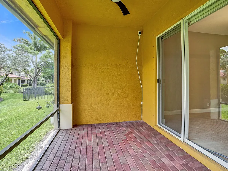 5779 NW 120th Ave — Photo 32