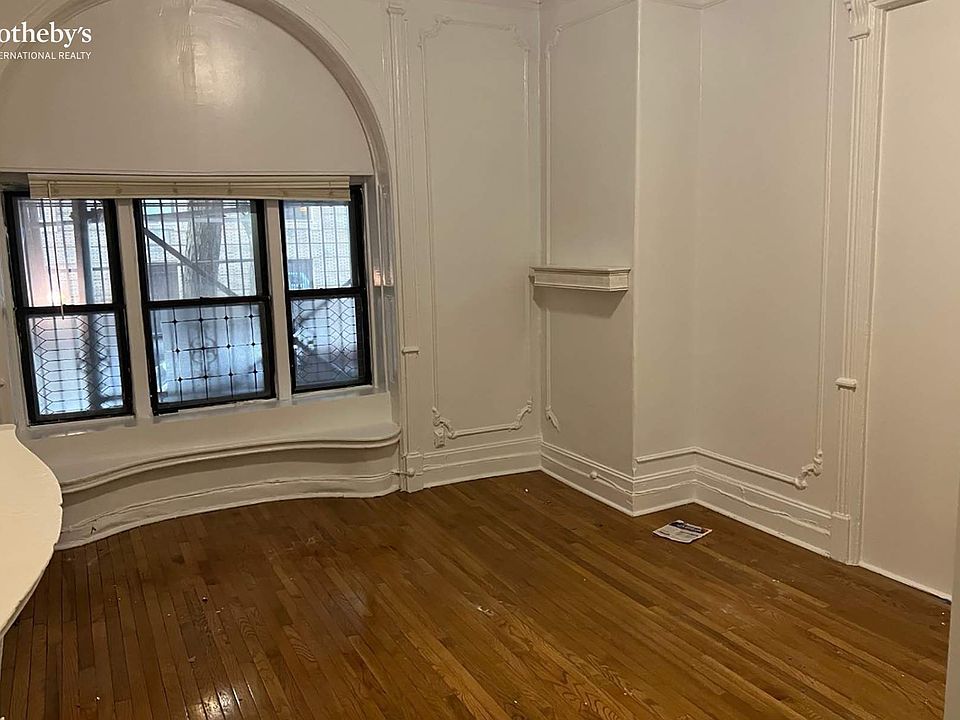 1st image of 276 W 71st St #4