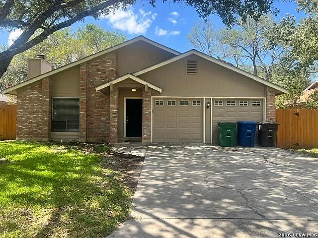 3 bed, 2.0 bath, 1340 sqft, $1,700 — Photo 1
