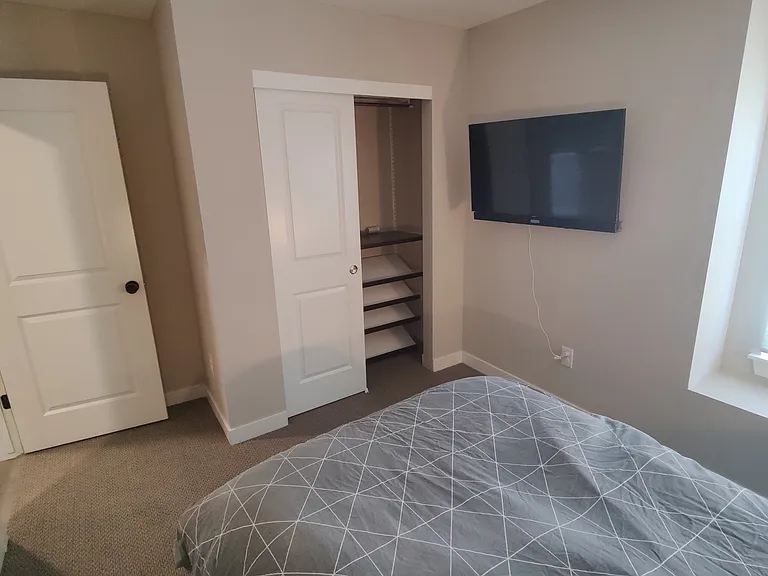 201 W Jamison Ct — Photo 25