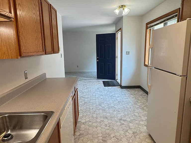 1627 Poplar St #1 — Photo 24