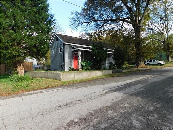 3rd image of 551 3rd St