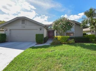 7766 Pine Trace Dr, Sarasota, FL 34243