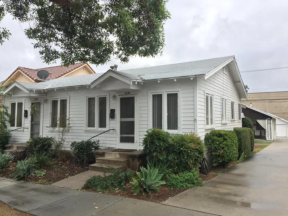 2230 White St #GROUND FLOOR