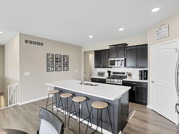 5th image of 2456 Misty Meadows Pl