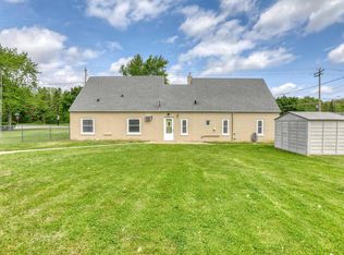 4325 W Grange AVENUE, Greenfield, WI 53220