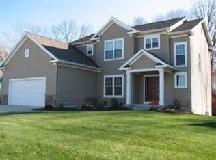 1070 Shore Pointe Dr SW, Byron Center, MI 49315