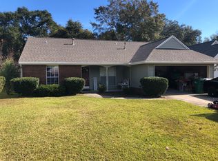 4530 Parkwood Ln E, Niceville, FL 32578