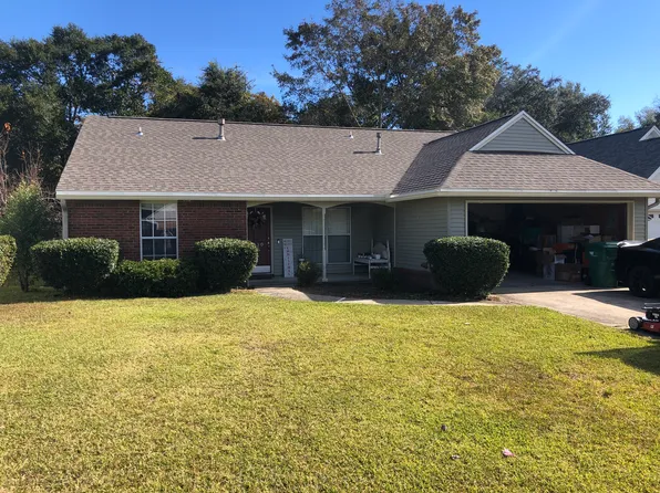 4530 Parkwood Ln E, Niceville, FL 32578