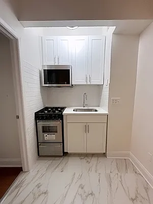 Rented by Rachel Realty | media 4