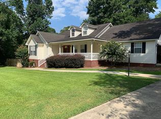 224 Jeanne Dr, Cochran, GA 31014
