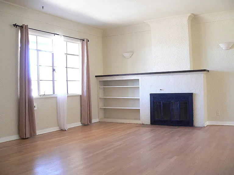 406 Carlisle Blvd SE — Photo 6