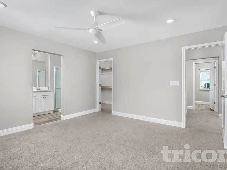 11617 Venitia Ln — Photo 9