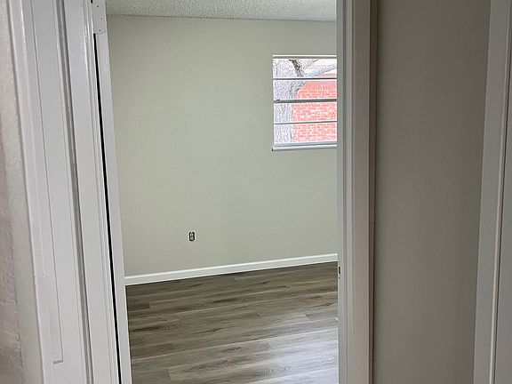 5th image of 828 Eastover Dr