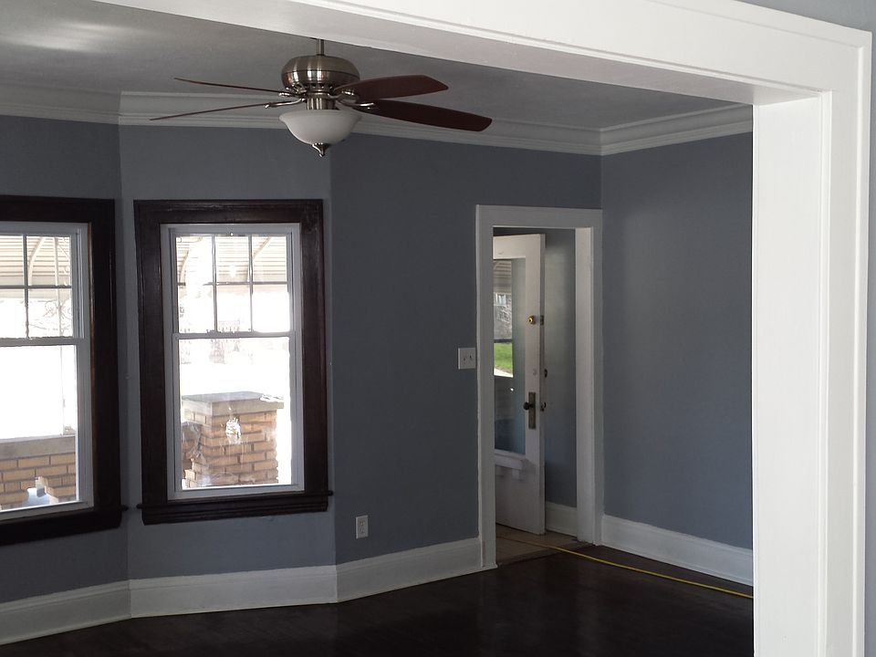 1st image of 2059 Wascana Ave