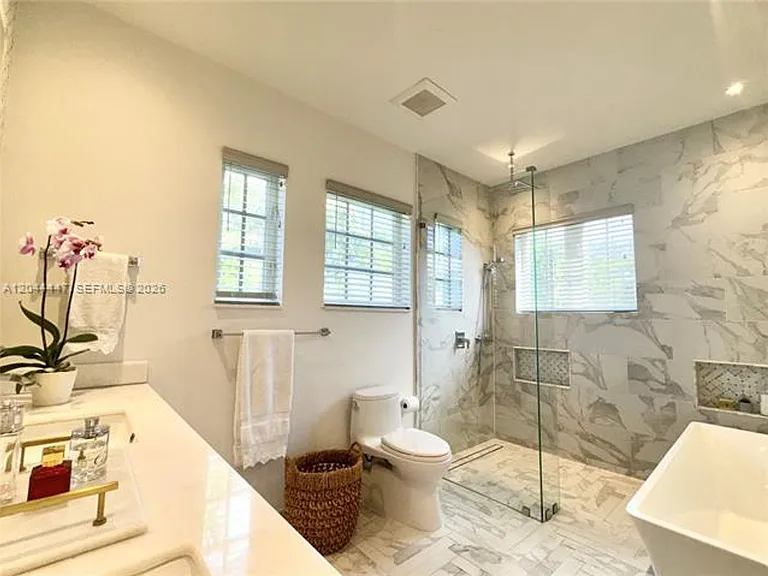 1223 Lisbon St #1 — Photo 47