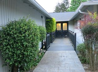 7212 91st Ave SE, Mercer Island, WA 98040