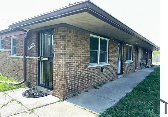 4370 Clements St #1 — Photo 1