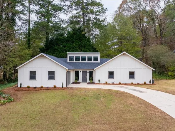 4925 Olaughlin Ct SW, Mableton, GA 30126