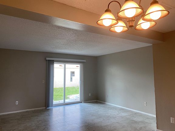 4th image of 151 Ivy Ln APT A